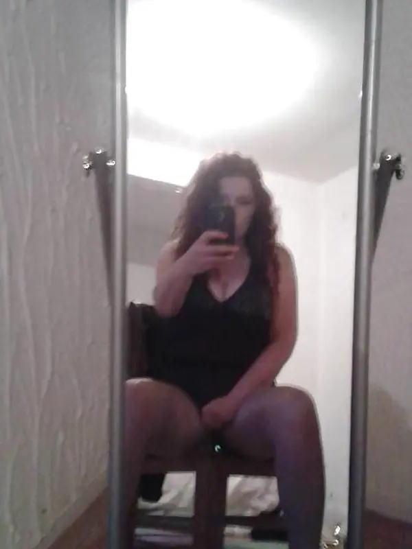 Sarah, 31 ans, rencontre échangiste à Angers