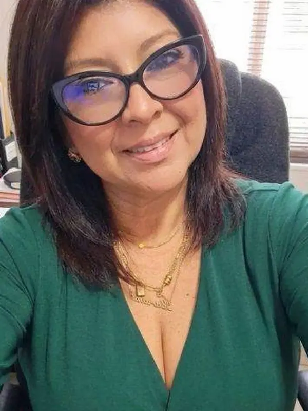 Linda, 55 ans, rencontre échangiste à Le Mans