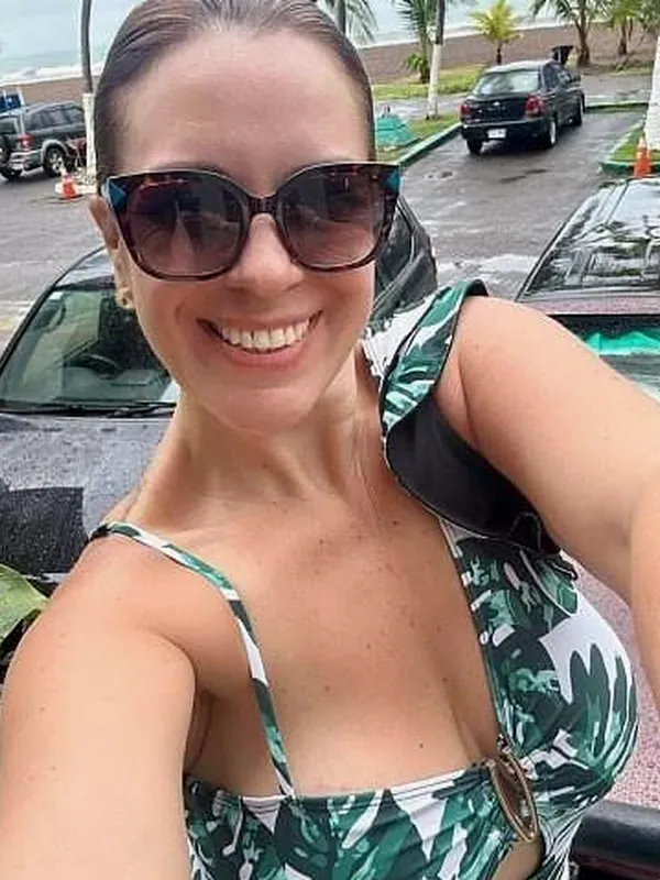 Mylène, 49 ans, rencontre échangiste à Marseille